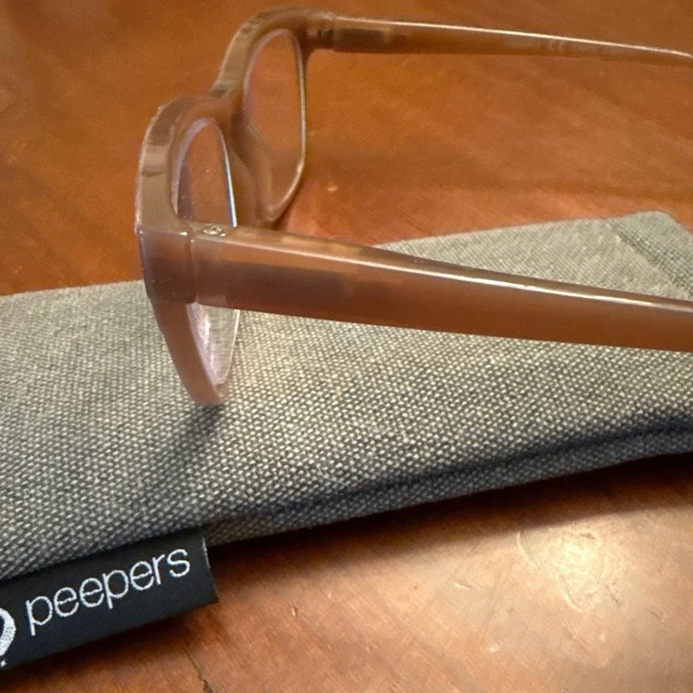 Peepers Foxy Mama reading glasses +1.25 pink sparkle glitter EUC case included